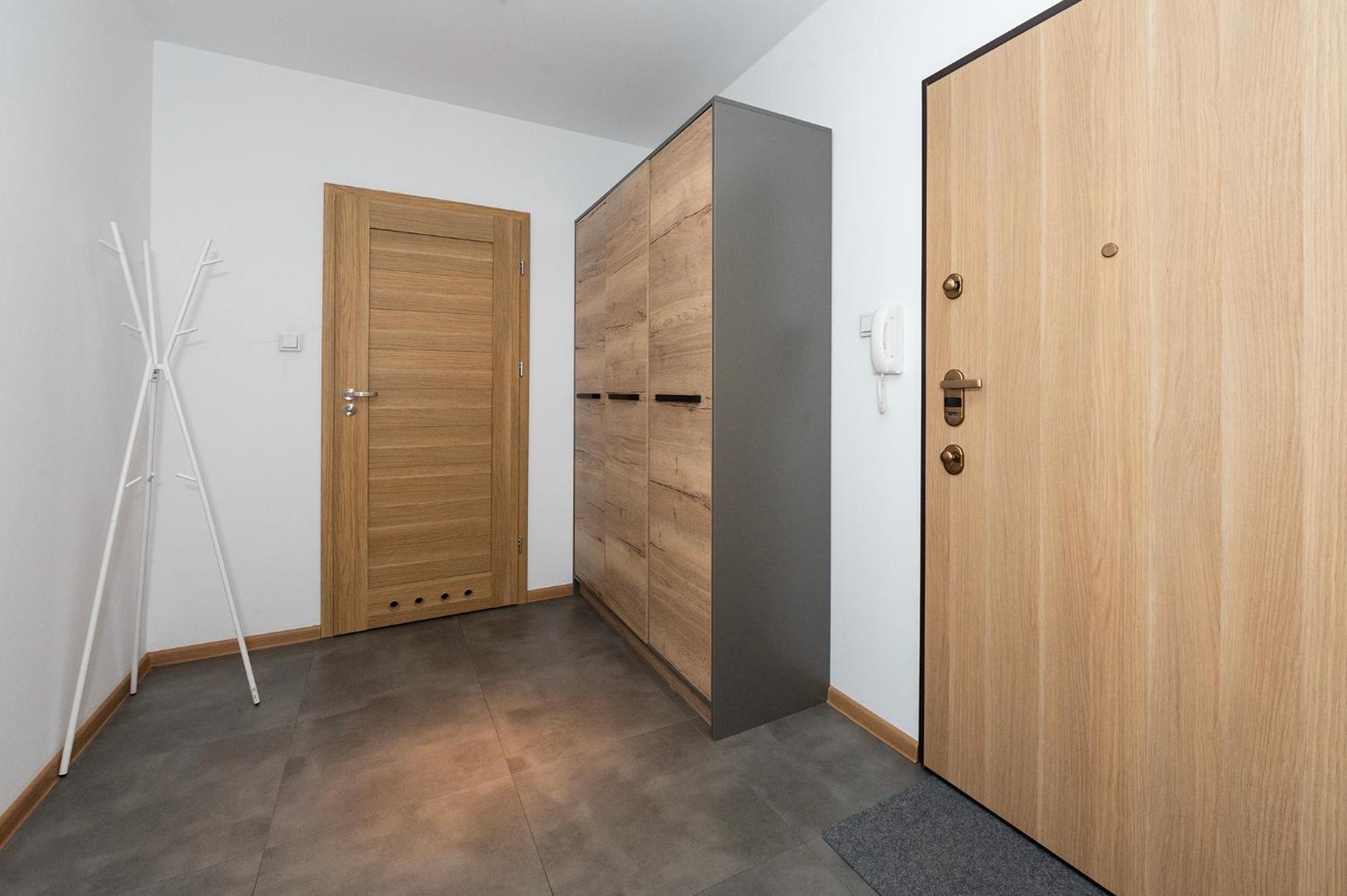 Luxury In -11- Lodz (Lodz)