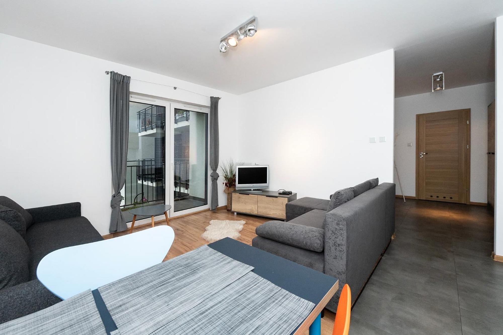 Luxury In -11- *